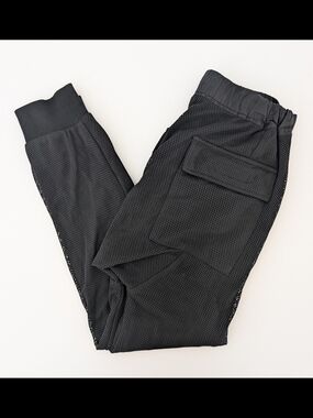 Emma & Sam Joggers Women M Black Parachute Cargo Mesh Overlay Elastic Waist